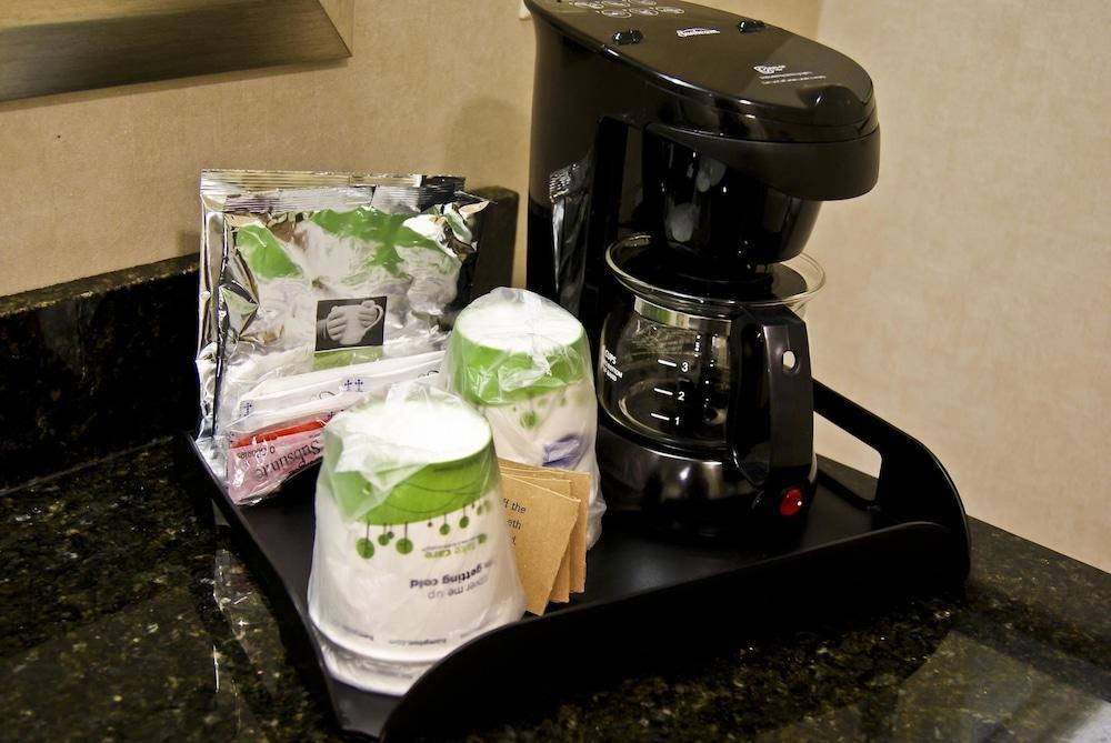 Hampton Inn Belmont At Montcross Εξωτερικό φωτογραφία