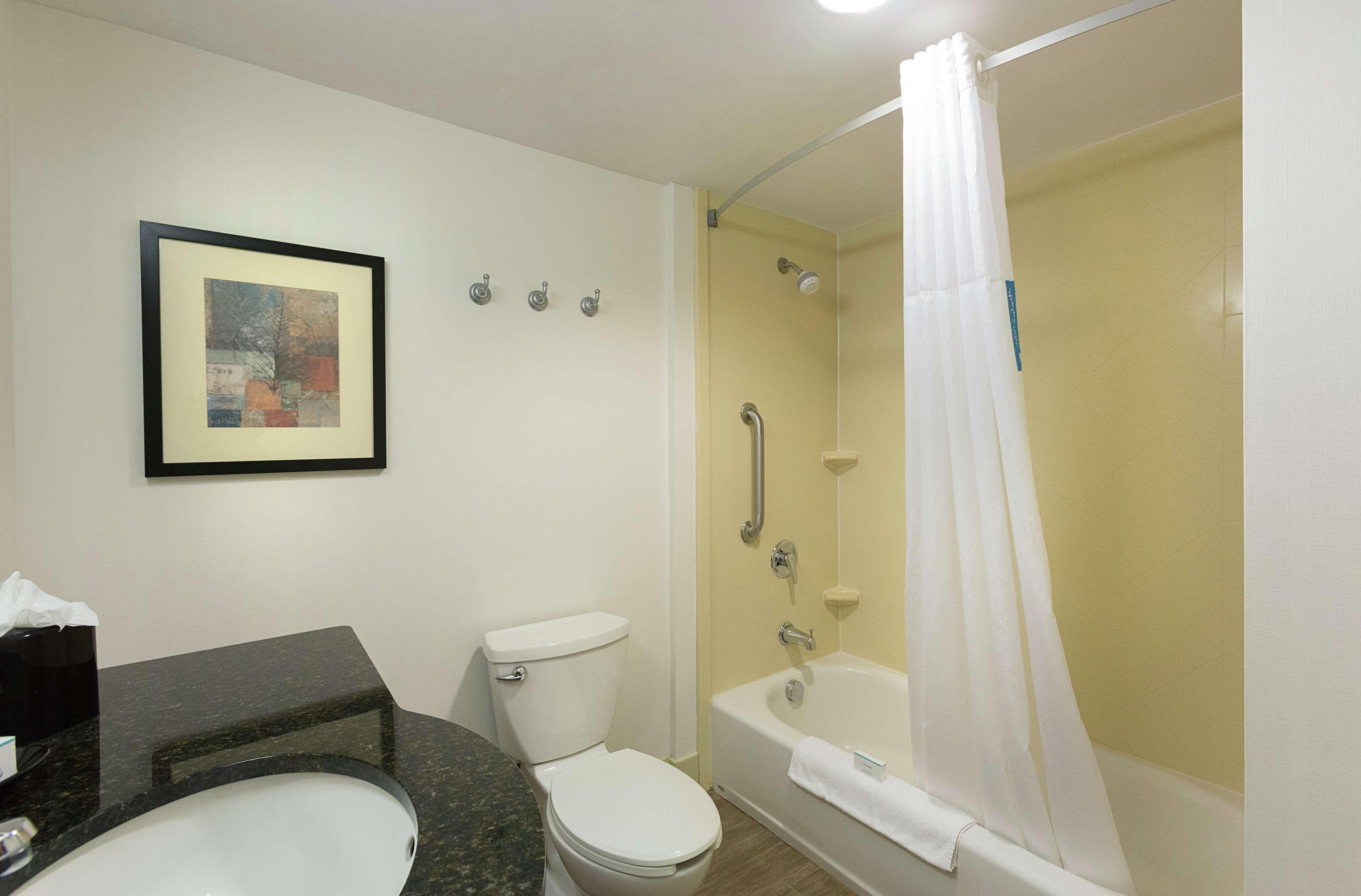 Hampton Inn Belmont At Montcross Εξωτερικό φωτογραφία