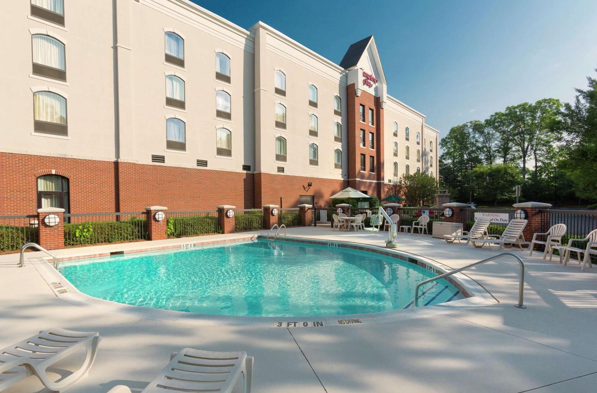 Hampton Inn Belmont At Montcross Εξωτερικό φωτογραφία