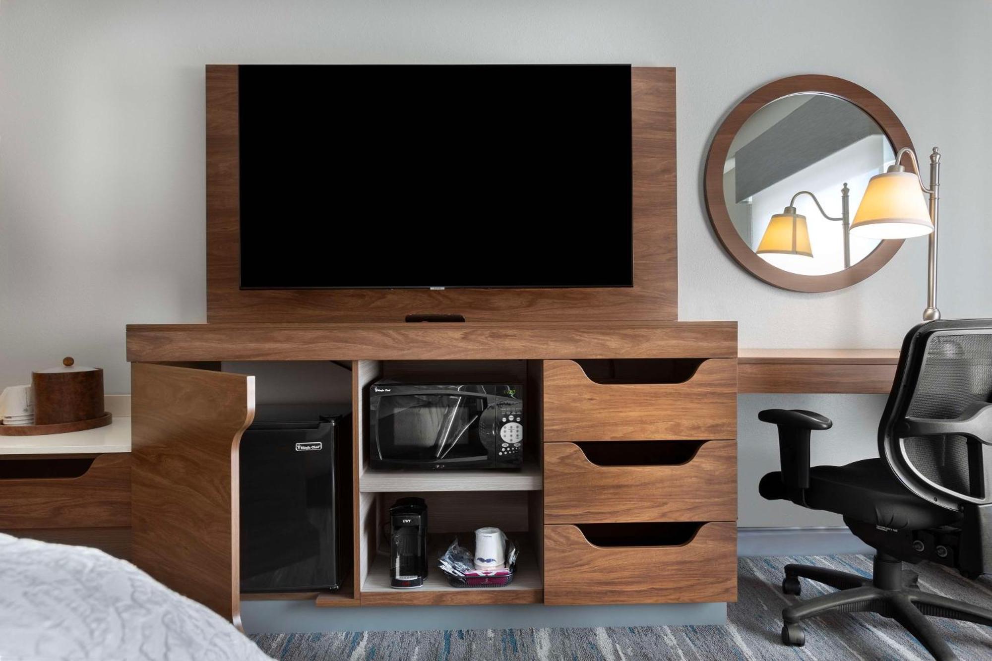 Hampton Inn Belmont At Montcross Εξωτερικό φωτογραφία