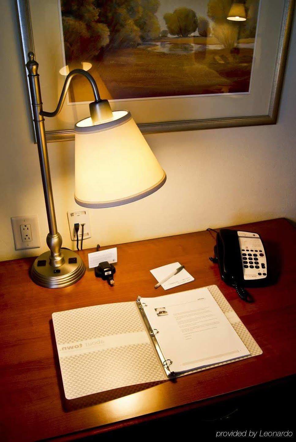 Hampton Inn Belmont At Montcross Εξωτερικό φωτογραφία